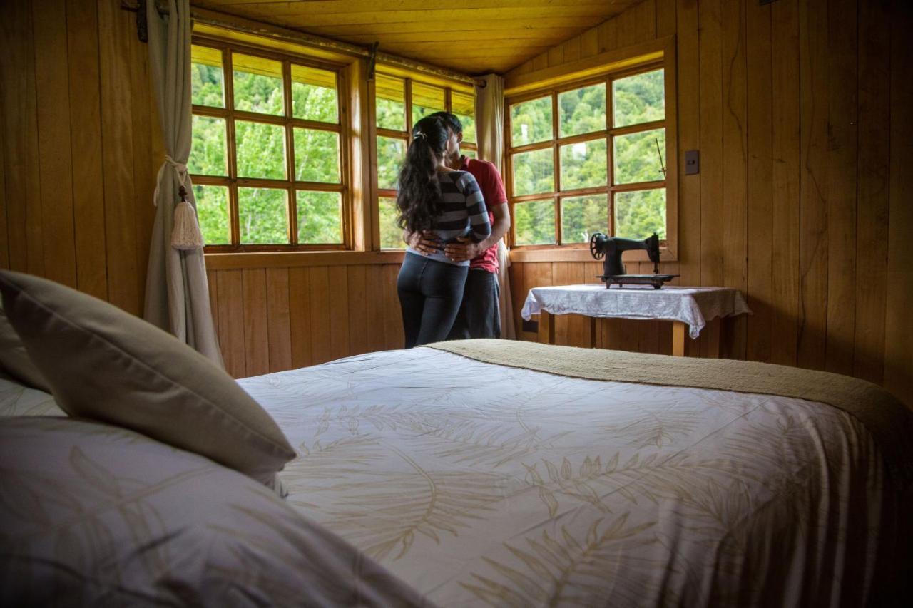 Casa Rustica Grande A Orillas Del Rio Cisnes, Caminatas Pesca Tinaja Desayuno Cafeteria Villa Lago Verde Kültér fotó